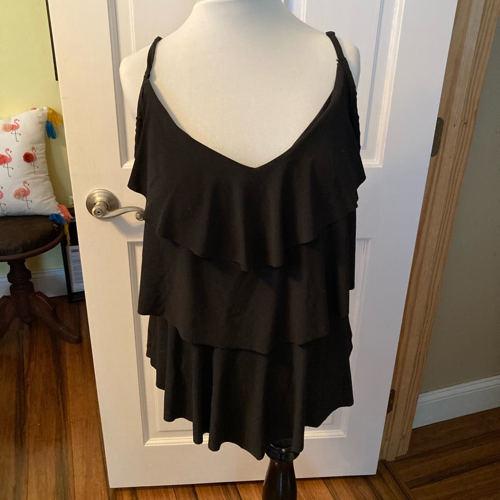 Black tiered swimsuit, top size XL
